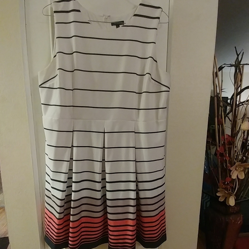Striped Sleeveless dress